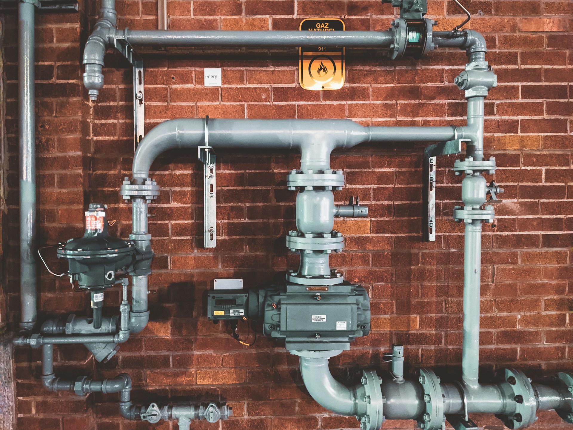 Gas line installation and gasfitting services